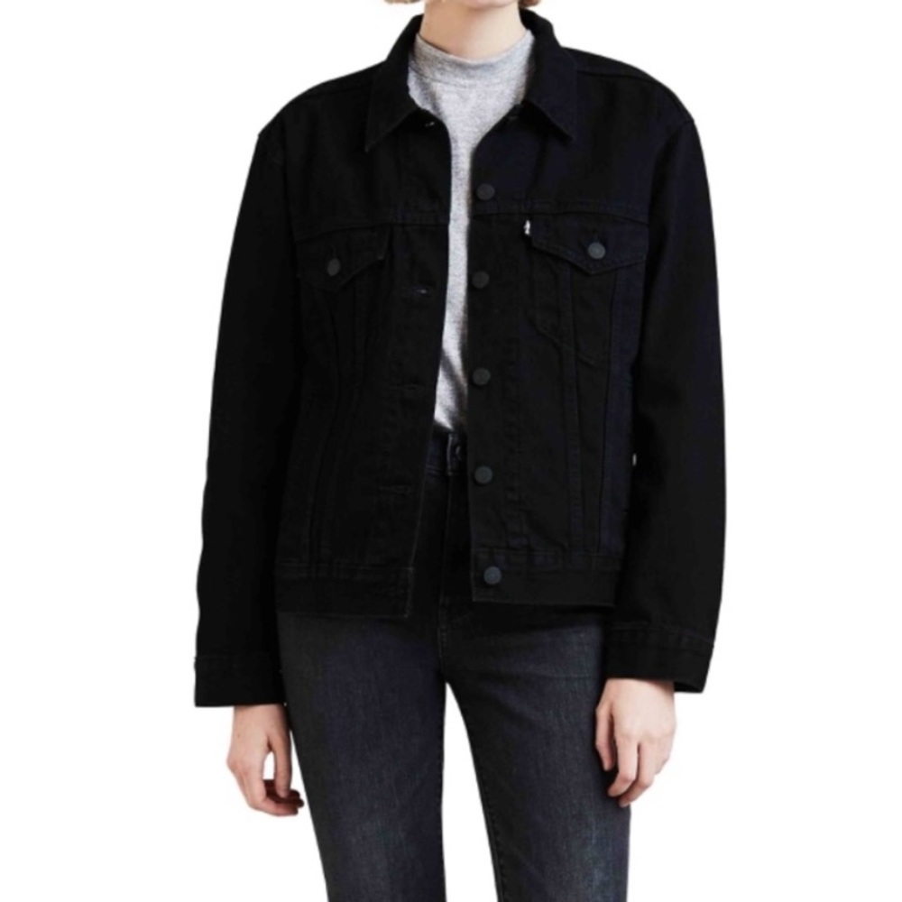 Black Levi’s Boyfriend’s Denim Jacket
